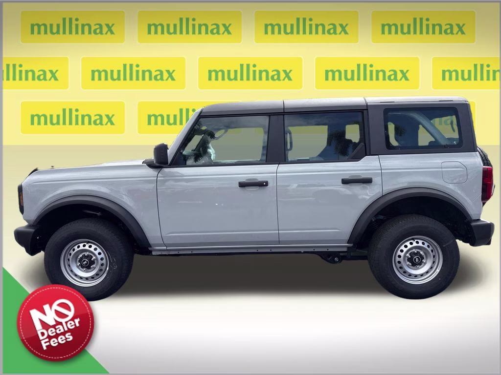 2026 Avalanche Gray Ford Bronco Base 4X4 SUV