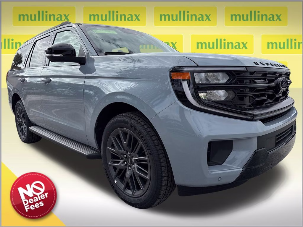 2026 Glacier Gray Metallic Tri-Coat Ford Expedition Platinum 4X4 SUV