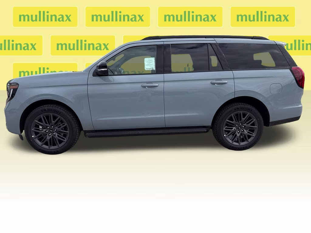 2026 Glacier Gray Metallic Tri-Coat Ford Expedition Platinum 4X4 SUV