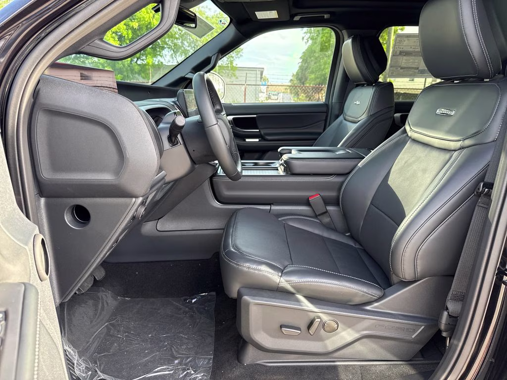 2026 Agate Black Metallic Ford Expedition Platinum 4X4 SUV
