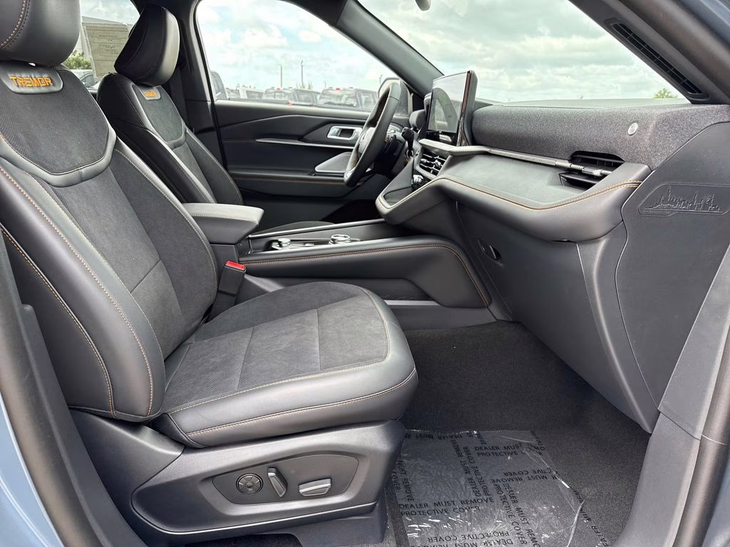 2026 Vapor Blue Metallic Ford Explorer Tremor 4X4 SUV