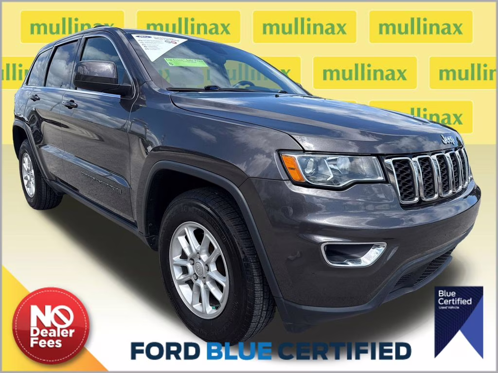 2018 Granite Crystal Metallic Clearcoat Jeep Grand Cherokee Laredo E RWD SUV