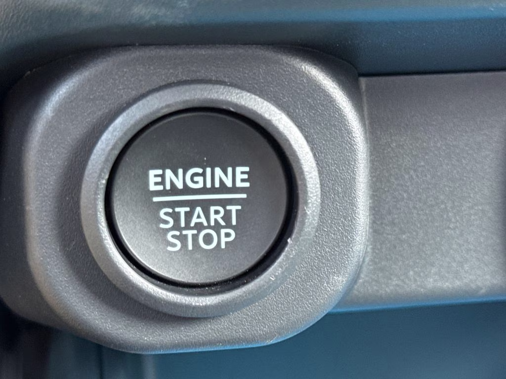 2026 Oxford White Ford Maverick XLT FWD Truck