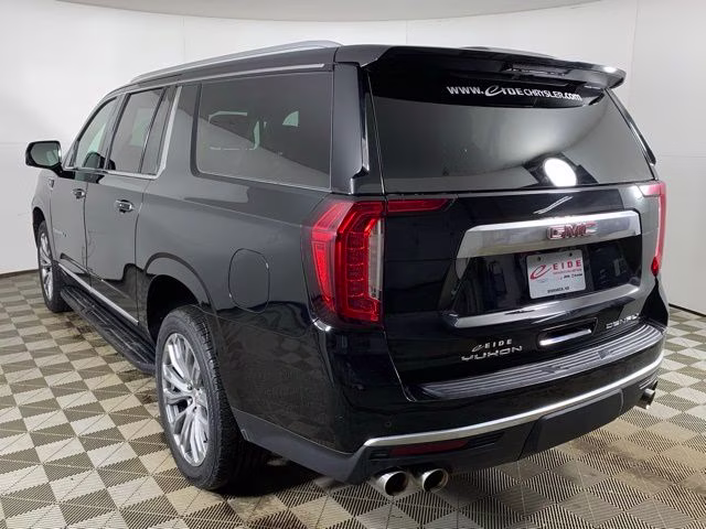 2021 Onyx Black GMC Yukon XL Denali 4X4 SUV