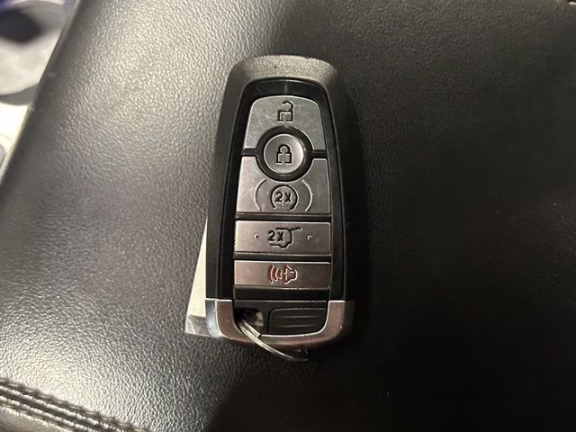 2021 Rapid Red Metallic Tinted Clearcoat Ford Explorer Limited 4X4 SUV