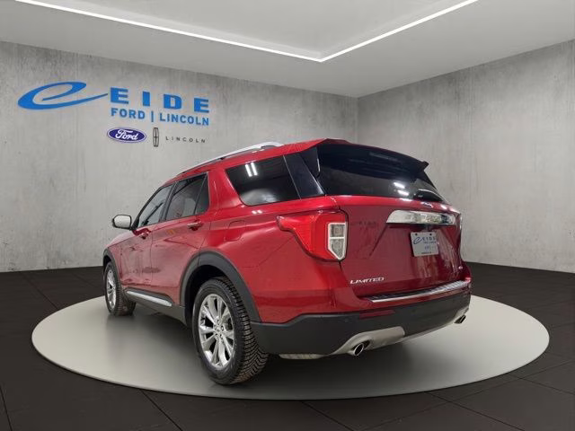 2021 Rapid Red Metallic Tinted Clearcoat Ford Explorer Limited 4X4 SUV