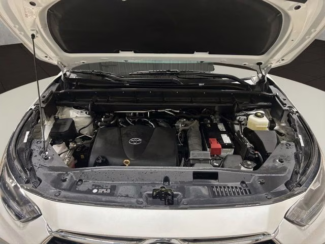 2022 Wind Chill Pearl Toyota Highlander Platinum AWD SUV