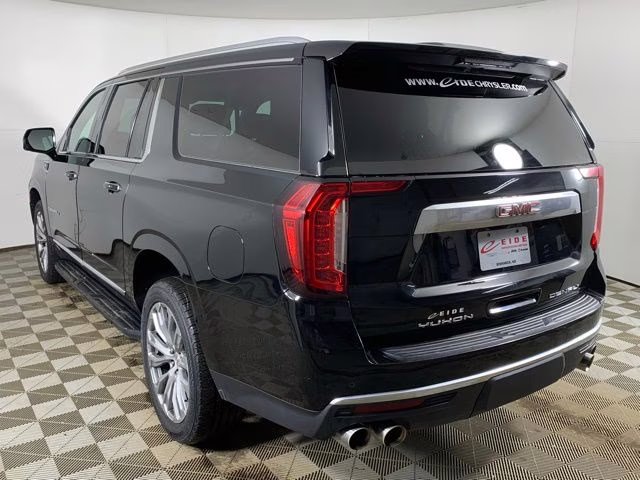 2021 Onyx Black GMC Yukon XL Denali 4X4 SUV