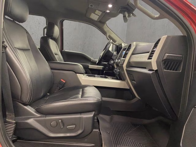 2021 Red Metallic Ford Super Duty F-250 SRW Lariat 4X4 Truck