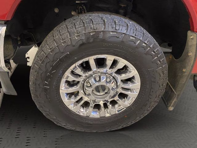 2021 Red Metallic Ford Super Duty F-250 SRW Lariat 4X4 Truck