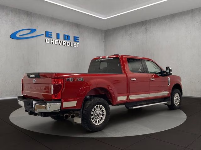 2021 Red Metallic Ford Super Duty F-250 SRW Lariat 4X4 Truck