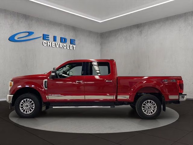 2021 Red Metallic Ford Super Duty F-250 SRW Lariat 4X4 Truck