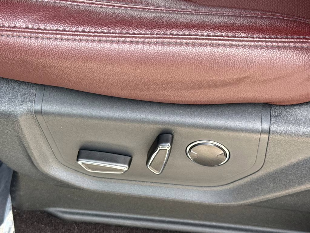 2022 Agate Black Metallic Ford Expedition Max Limited RWD SUV