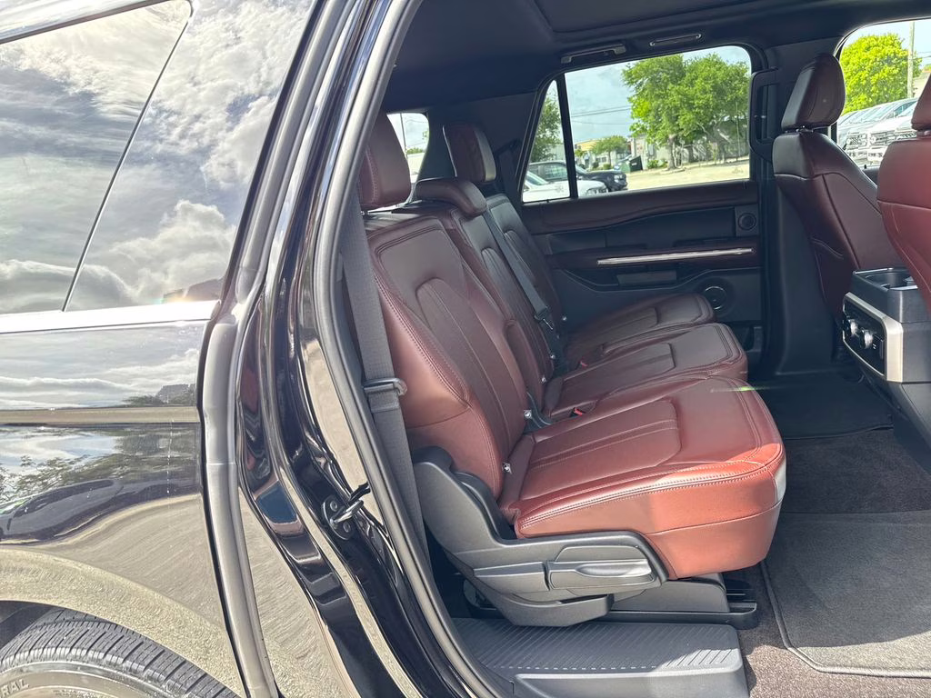 2022 Agate Black Metallic Ford Expedition Max Limited RWD SUV