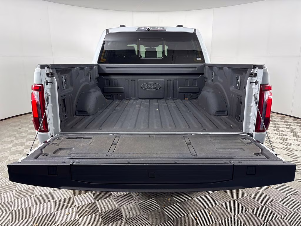 2024 Avalanche Ford F-150 Raptor 4X4 Truck
