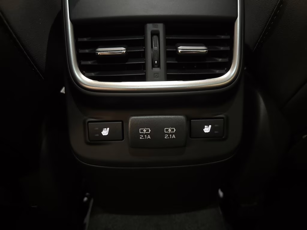 2021 Crystal White Pearl Subaru Outback Limited XT AWD SUV