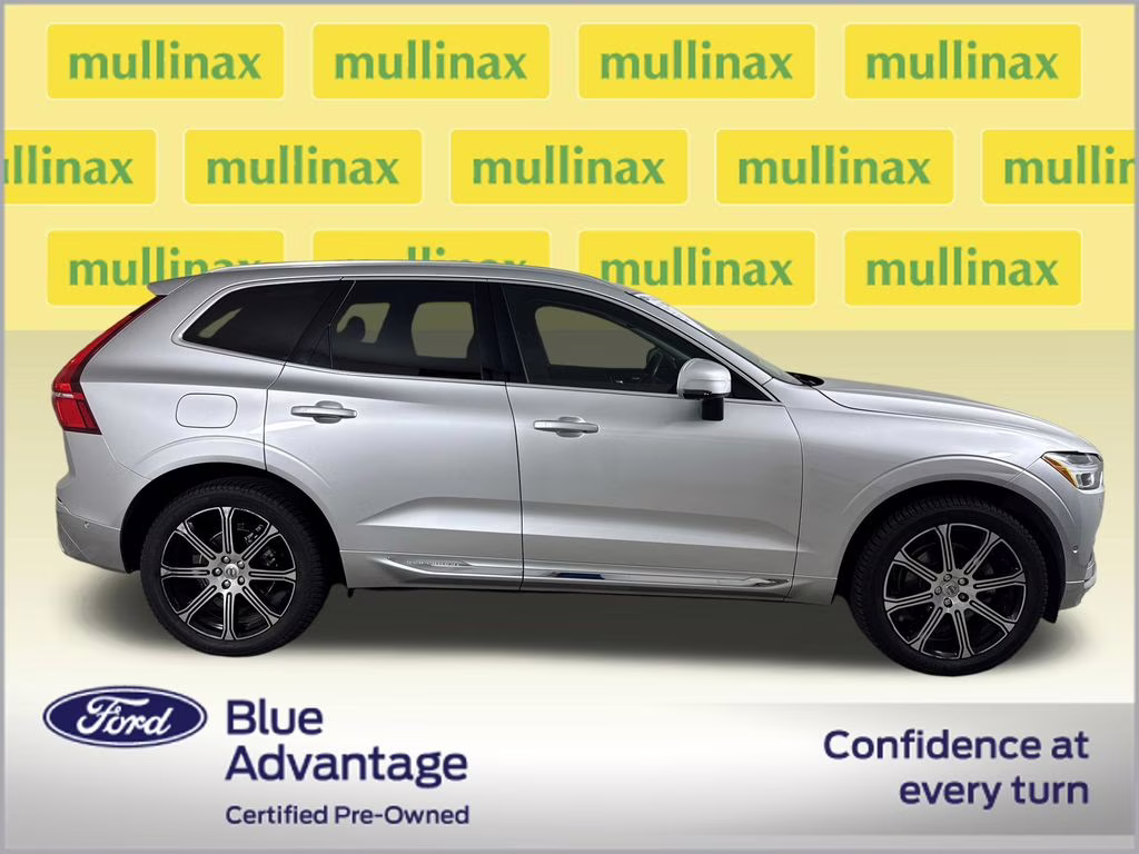 2019 Bright Silver Metallic Volvo XC60 T5 Inscription FWD SUV