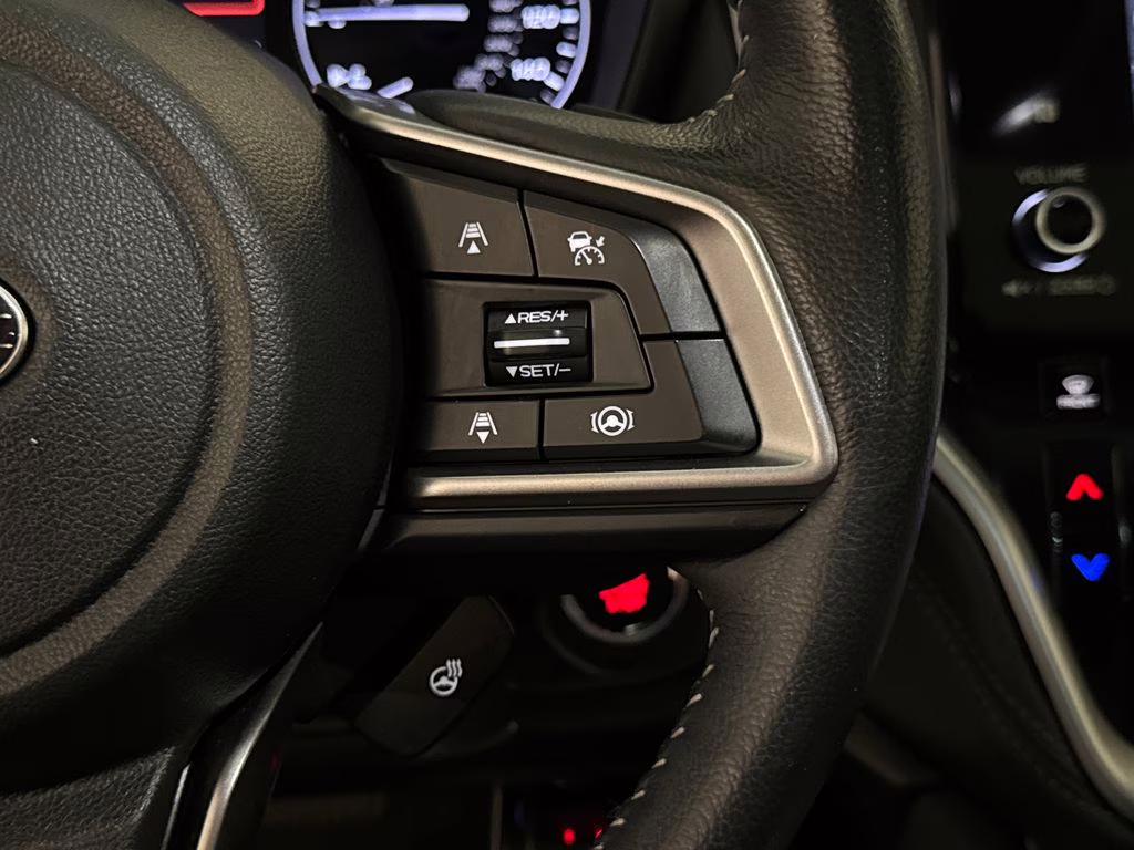 2021 Crystal White Pearl Subaru Outback Limited XT AWD SUV