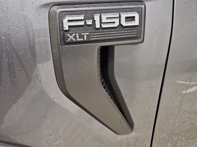 2023 Carbonized Gray Metallic Ford F-150 XLT 4X4 Truck