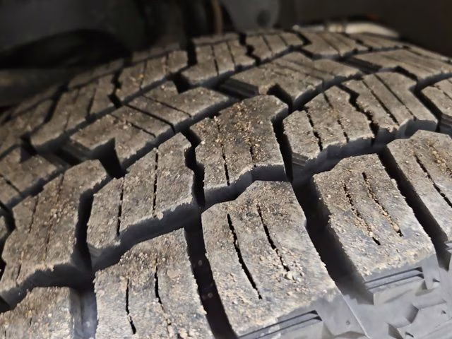 2023 Carbonized Gray Metallic Ford F-150 XLT 4X4 Truck