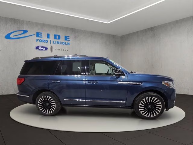 2020 Blue Diamond Lincoln Navigator Reserve 4X4 SUV