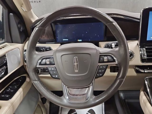 2020 Blue Diamond Lincoln Navigator Reserve 4X4 SUV