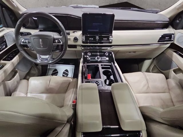 2020 Blue Diamond Lincoln Navigator Reserve 4X4 SUV