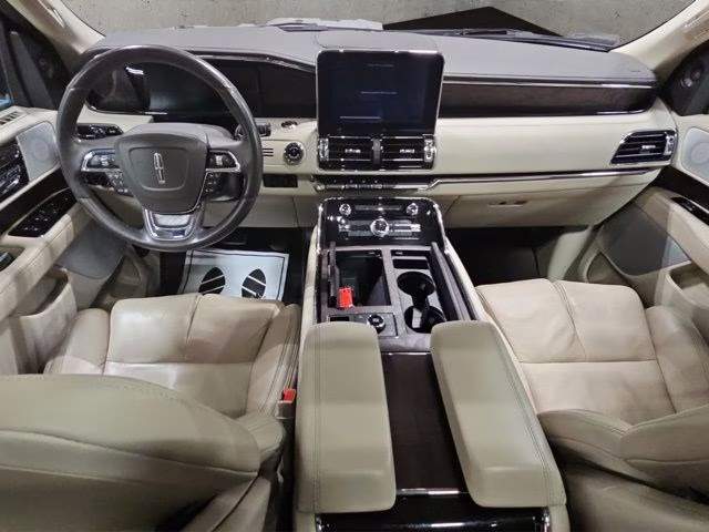 2020 Blue Diamond Lincoln Navigator Reserve 4X4 SUV