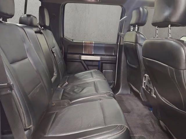 2017 White Platinum Metallic Tri-Coat Ford F-150 Lariat 4X4 Truck