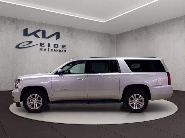 2020 Silver Ice Metallic Chevrolet Suburban LT 4X4 SUV