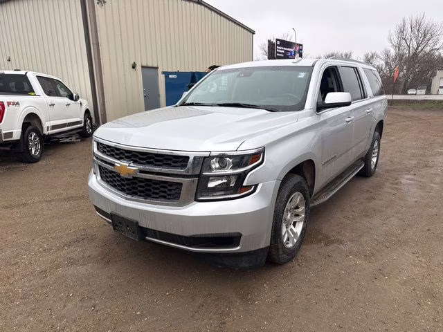 2020 Silver Ice Metallic Chevrolet Suburban LT 4X4 SUV