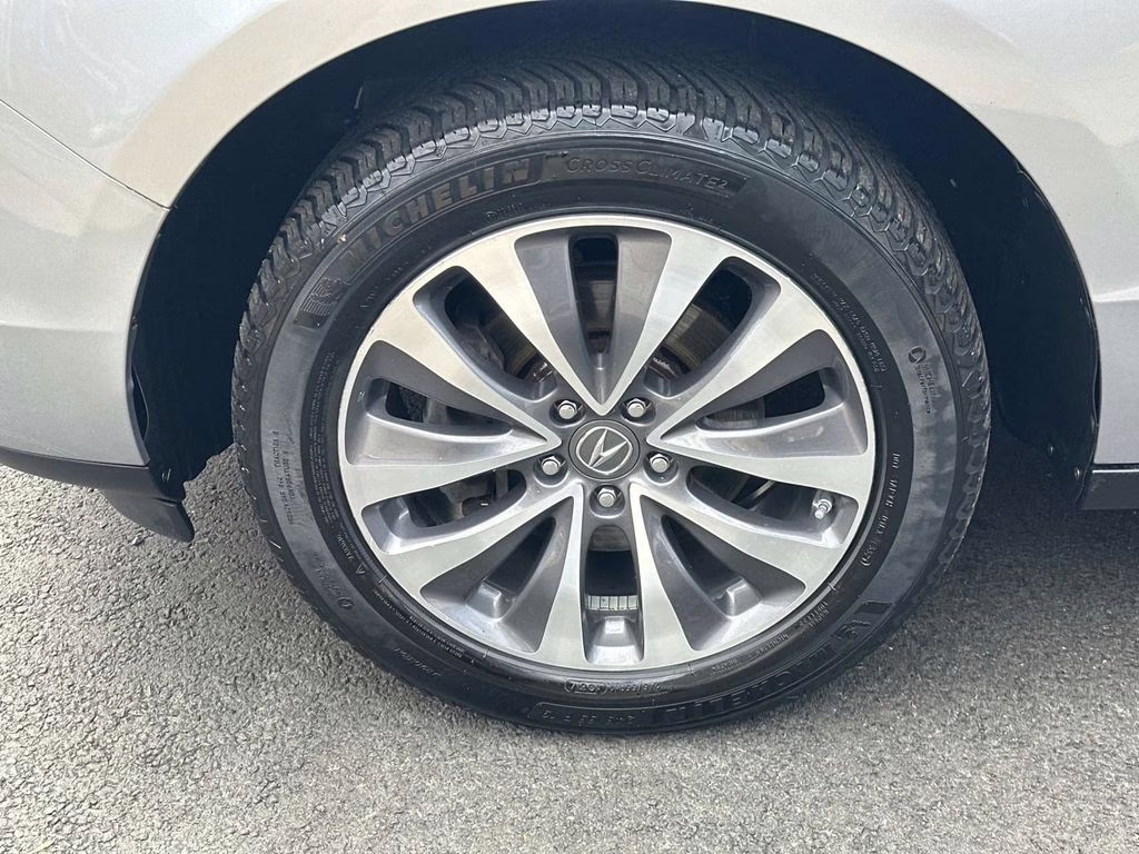 2016 Lunar Silver Metallic Acura MDX 3.5L AWD SUV