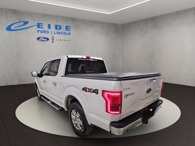 2017 White Platinum Metallic Tri-Coat Ford F-150 Lariat 4X4 Truck