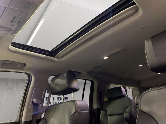 2020 Silver Ice Metallic Chevrolet Suburban LT 4X4 SUV