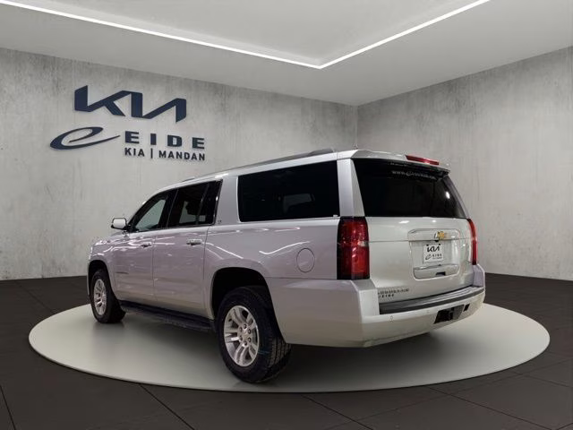 2020 Silver Ice Metallic Chevrolet Suburban LT 4X4 SUV