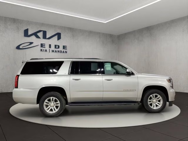 2020 Silver Ice Metallic Chevrolet Suburban LT 4X4 SUV