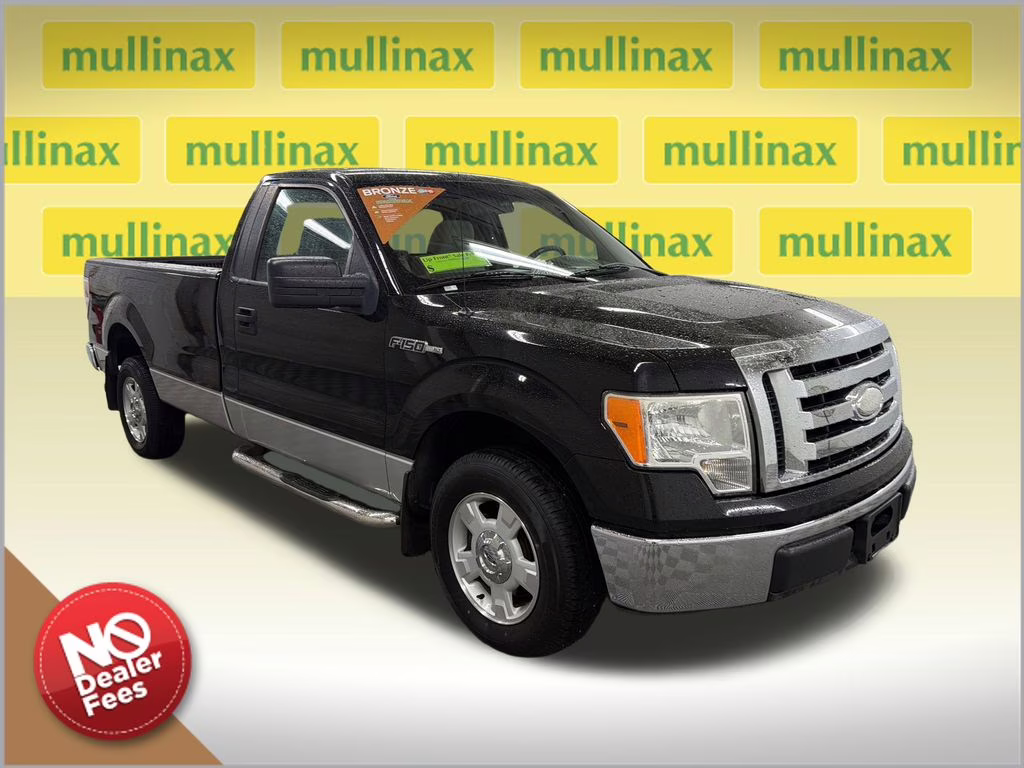 2009 Black Clearcoat Ford F-150 XLT RWD Truck