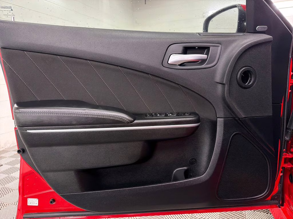 2022 Torred Clearcoat Dodge Charger R/T RWD Sedan