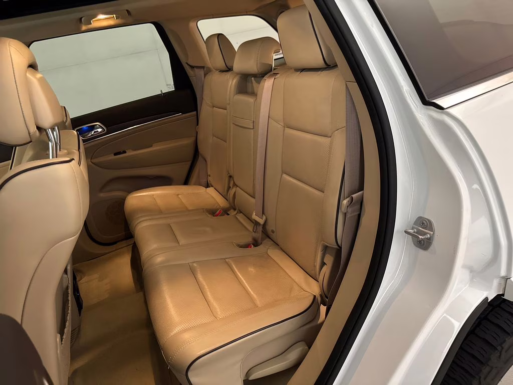 2015 Bright White Clearcoat Jeep Grand Cherokee Overland 4X4 SUV