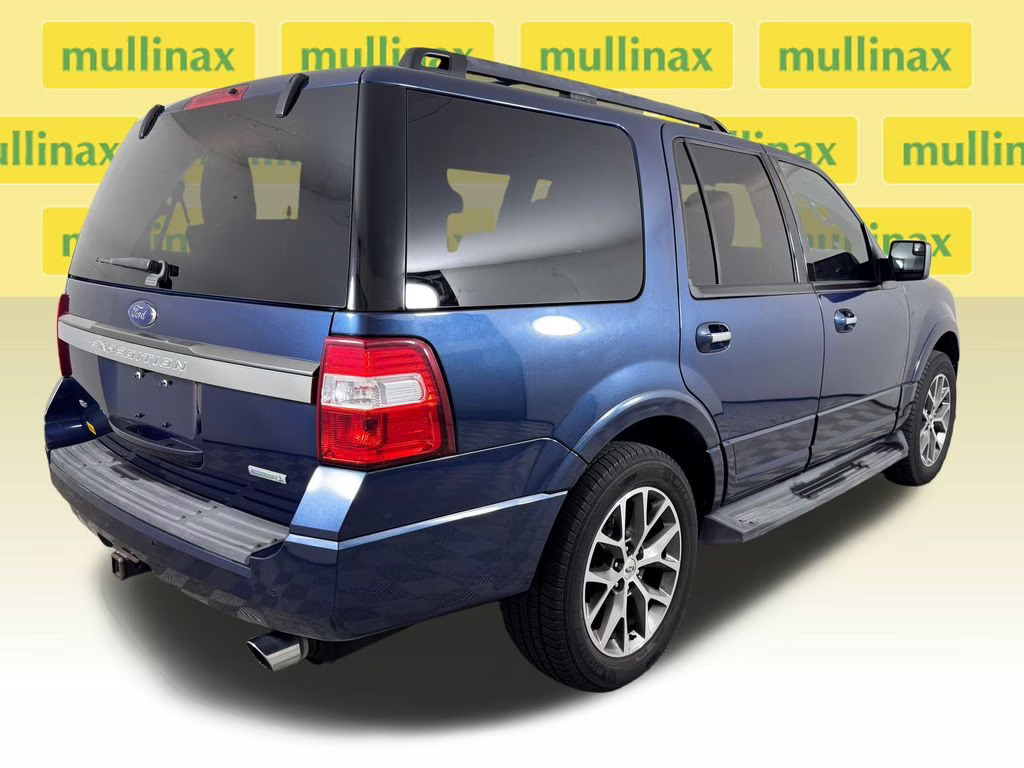 2016 Blue Jeans Metallic Ford Expedition XLT RWD SUV