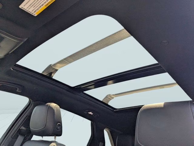 2022 Latte Metallic Cadillac XT5 Premium Luxury FWD SUV