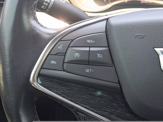 2022 Latte Metallic Cadillac XT5 Premium Luxury FWD SUV