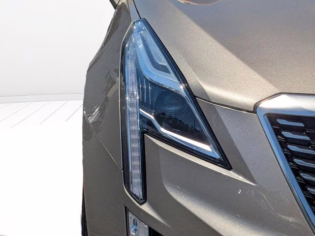 2022 Latte Metallic Cadillac XT5 Premium Luxury FWD SUV