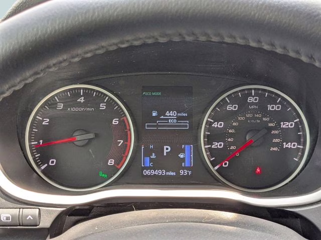 2022 Octane Blue Metallic Mitsubishi Eclipse Cross SE FWD SUV