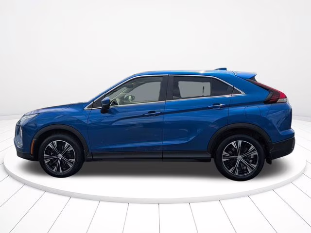 2022 Octane Blue Metallic Mitsubishi Eclipse Cross SE FWD SUV