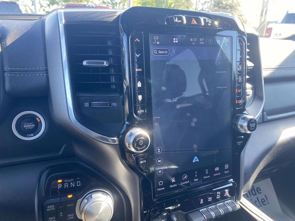 2023 Diamond Black Crystal Pearlcoat Ram 1500 Laramie 4X4 Truck