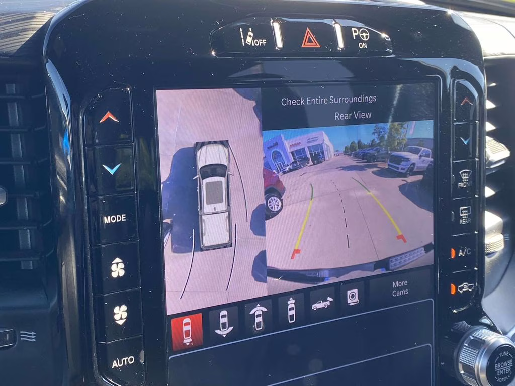 2023 Diamond Black Crystal Pearlcoat Ram 1500 Laramie 4X4 Truck