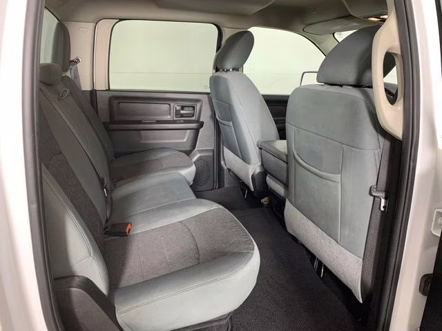 2019 Bright White Clearcoat Ram 1500 Express 4X4 Truck