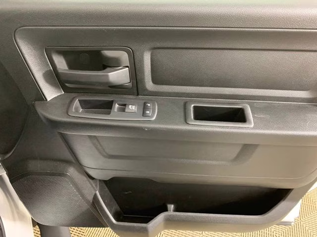 2019 Bright White Clearcoat Ram 1500 Express 4X4 Truck
