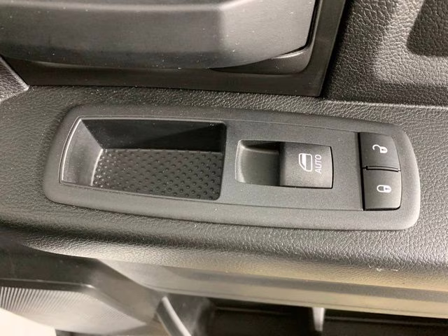 2019 Bright White Clearcoat Ram 1500 Express 4X4 Truck